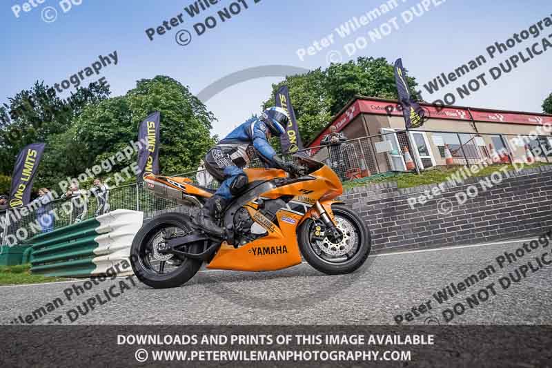 cadwell no limits trackday;cadwell park;cadwell park photographs;cadwell trackday photographs;enduro digital images;event digital images;eventdigitalimages;no limits trackdays;peter wileman photography;racing digital images;trackday digital images;trackday photos